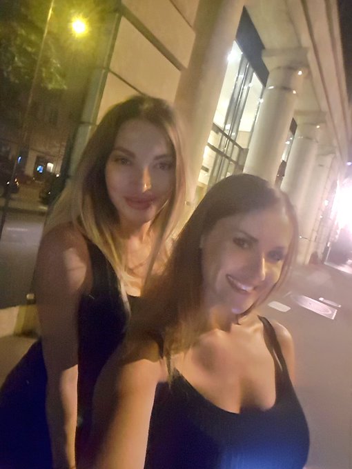 Soaking up some of Paris with @MinaSauvage before I fly home tomorrow 😔 https://t.co/Tbv4xOg3Y1<a class="tags" target="_blank" title="On Twitter" href="/?out=eyJ0eXAiOiJKV1QiLCJhbGciOiJIUzUxMiJ9.eyJpYXQiOjE3MjAxNDU5MzAsImlzcyI6InR3cG9ybnN0YXJzLmNvbSIsIm5iZiI6MTcyMDE0NTkzMCwiZXhwIjoxNzUxNjgxOTMwLCJyZWRpcmVjdF91cmwiOiJodHRwczovL3R3aXR0ZXIuY29tL01pbmFTYXV2YWdlIn0.ACcNKr4ZEOrfjUkeA7ng_LCDsYVDmhP7jUOF2jQa8zEVNbgJGR68zVsgyrhcZMHCZsBvKbTm2qAG4sM-5QDzjQ">@MinaSauvage</a><a href="/tag/london"class="tags"><span>#london</span></a>