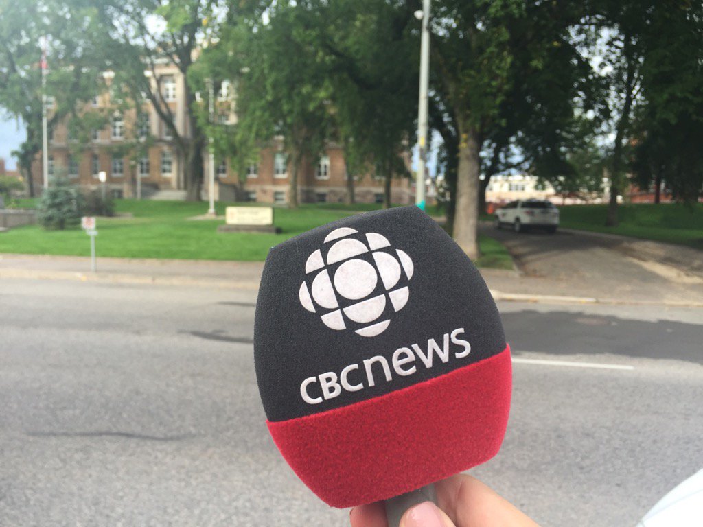 CBCOlivia's tweet photo. About to go live with @jasonturnbull outside Sault Ste. Marie courthouse on @UpNorthCBC #elliotlke #cbcsby https://t.co/fGanqyzBto
