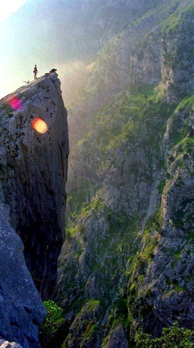 La Ruta del Cares, Asturias, Spain (by Enrique Ortiz de Zár…) #ttot #travel