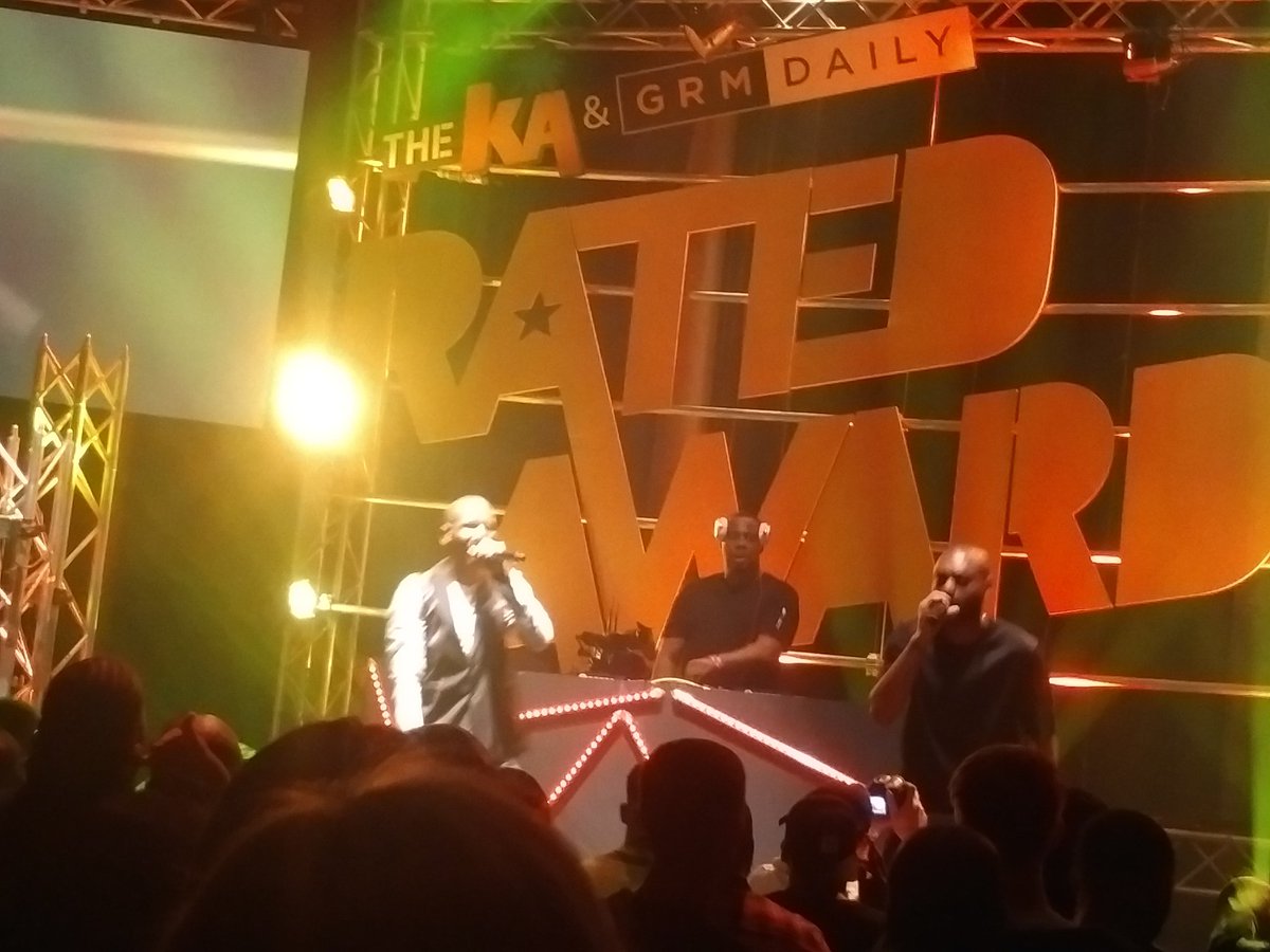 jasminedotiwala's tweet photo. Giggs , Donaeo and Kano killed it for the last perf.....
#blowback
#directrudeboy
#LockDoh https://t.co/XyunvkwJsw