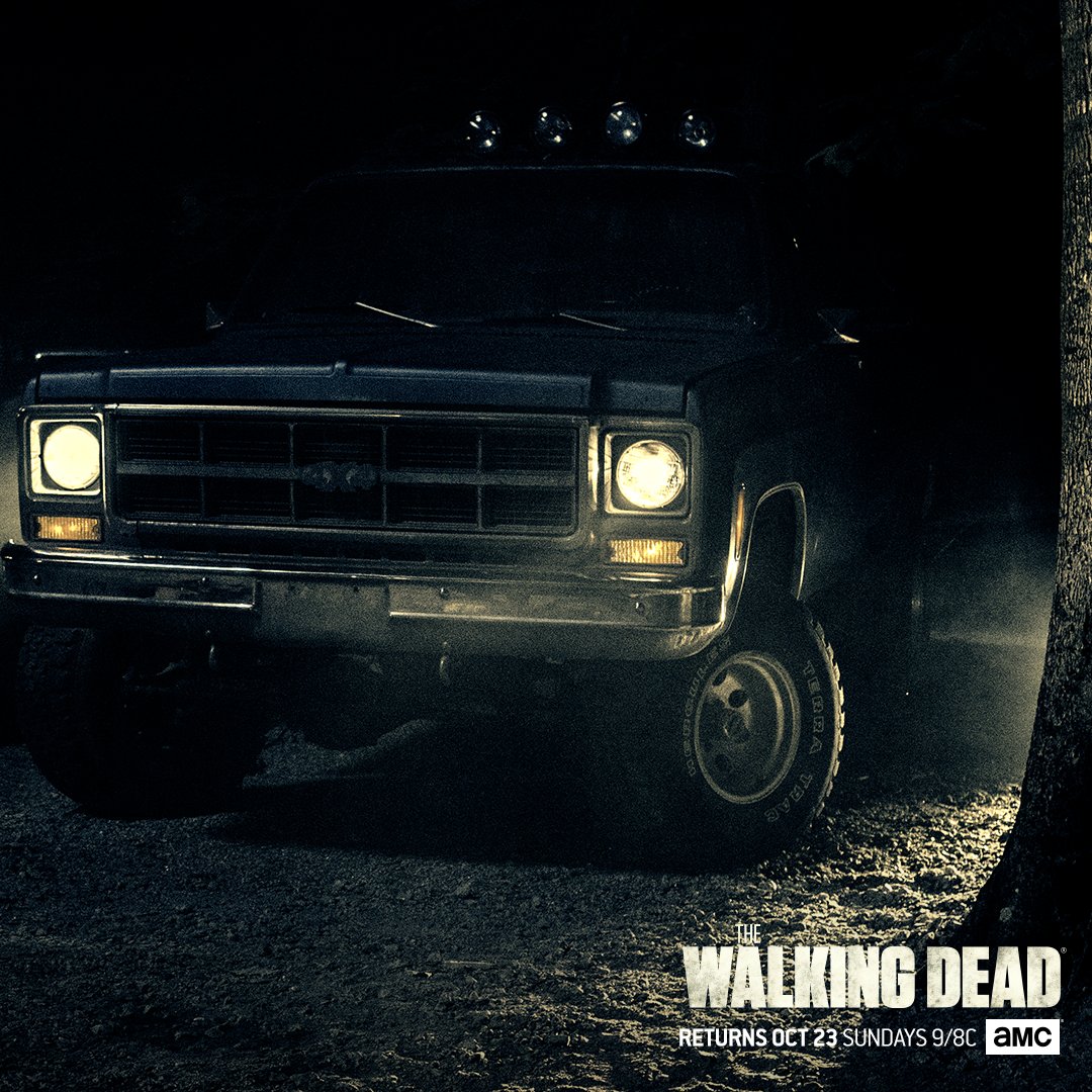 WalkingDead_AMC's tweet image. A new #TWD world begins 10.23.16. Get a first look at Season 7: bit.ly/2cu3sOM