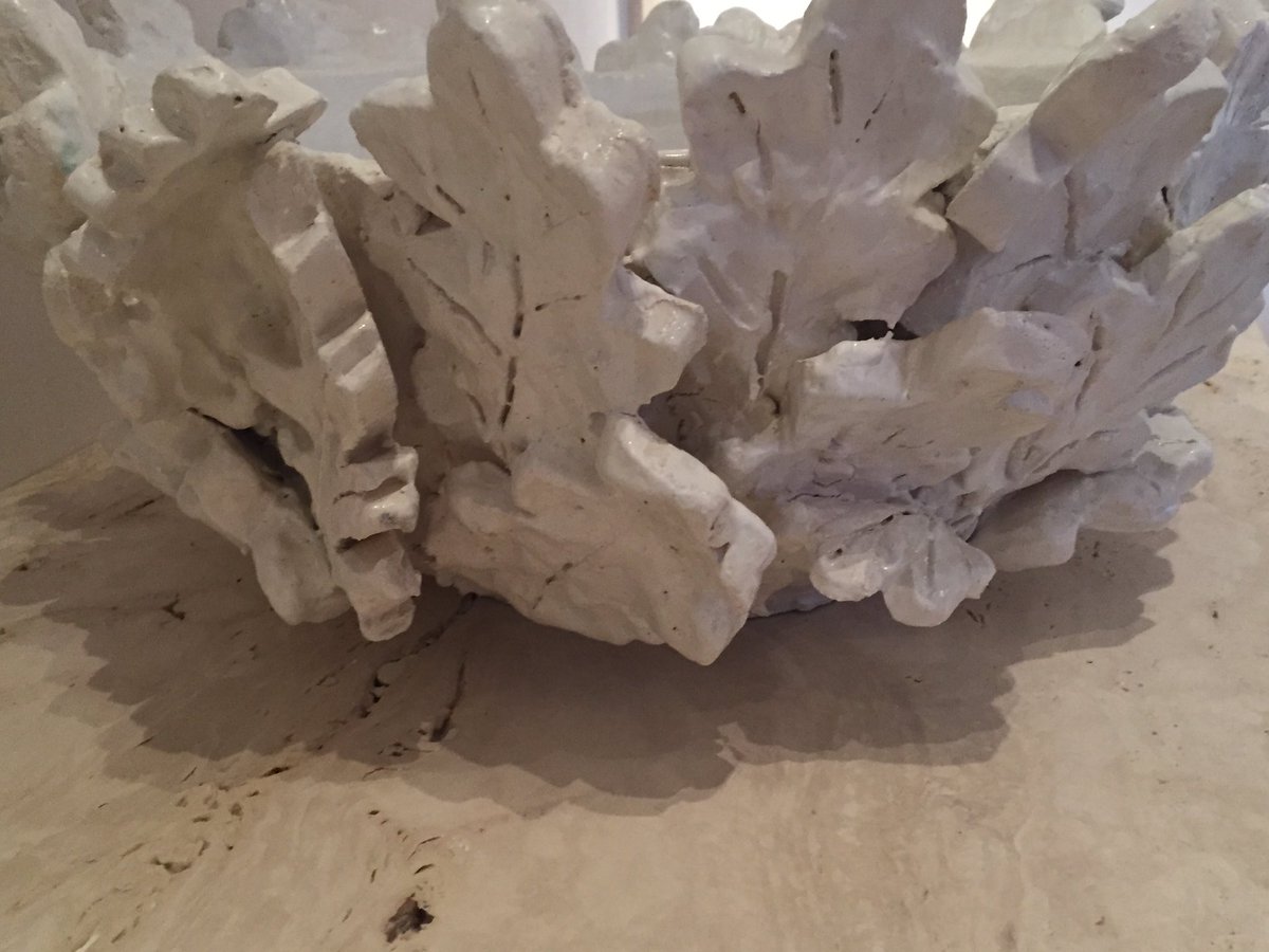 museolepse's tweet photo. Un Dubuffet dans une salle de bain #ADINTERIEURS2016 @MonnaiedeParis https://t.co/ISvsAeTBL1