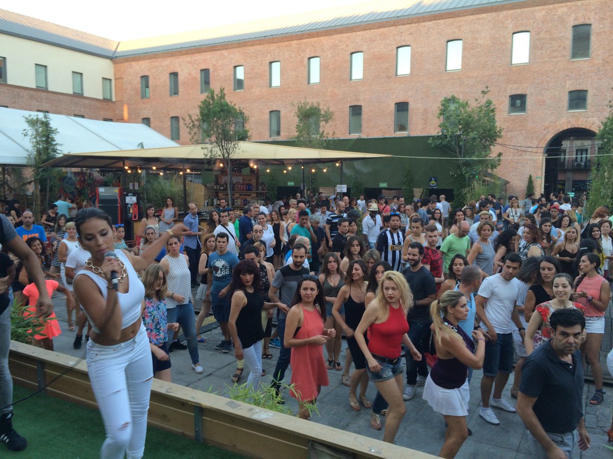 cinegardencd's tweet photo. LUNES12 | entrada libre

Clases de salsa y ritmos tropicales con CONGA GROUP CLASE SALSA | 20:00-24:00h https://t.co/hx3hD4JN9e