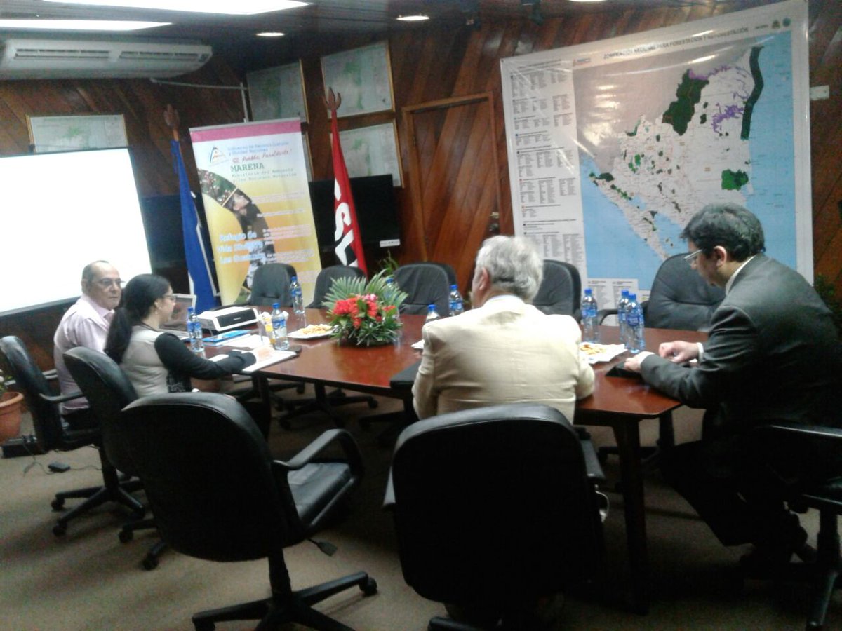 Canal4Ni's tweet photo. Ministro Chileno interesado en temas ambientales
@ClarkCenteno1
#Canal4Noticias 
https://t.co/AX1m6V25rt https://t.co/1C6AdwpJnT