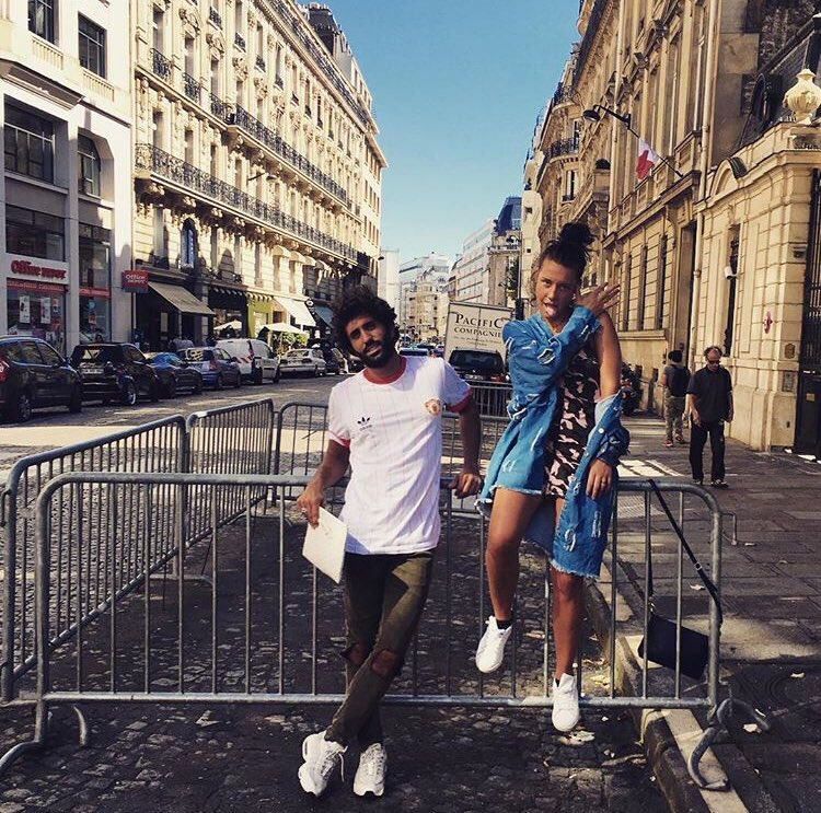 ExarchopoulosBR's tweet photo. Adèle e seu amigo Ruben. https://t.co/WGs9GS9gOS