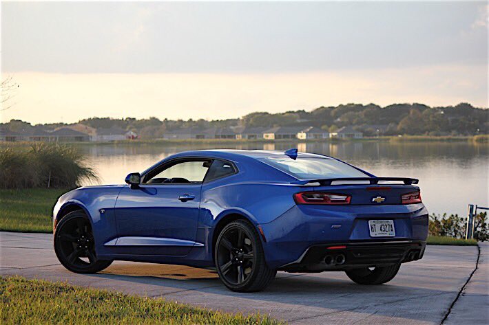 Cardecisions's tweet image. Affordable V8 performance throw-down:
American muscle vs German Luxury