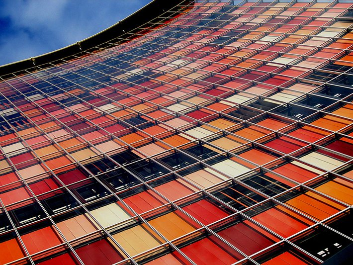 uchile's tweet photo. U. de Chile es parte de @AIC2016 que releva rol del color en la arquitectura de la ciudad
https://t.co/r0Q0Jt2atI https://t.co/L3fIPtRwdJ