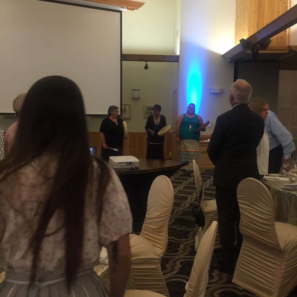 MarieChantal65's tweet photo. Beautiful prayers! Great traditions! Thanks for sharing @ACPA2016 #ACPA2016 https://t.co/tpXHJAk0pW