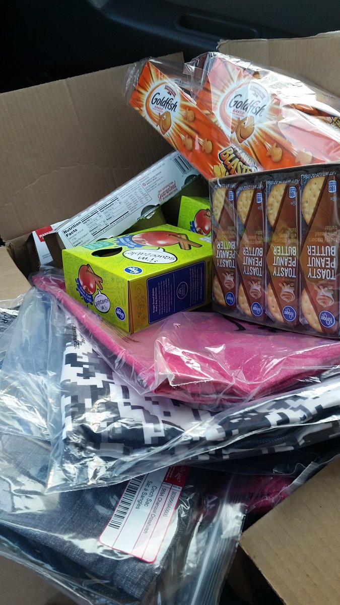 cactuskicker's tweet photo. #hunger2hope #sis #teamdcs thanks Melanie Williamson for your donation https://t.co/b3aOpWkWcZ