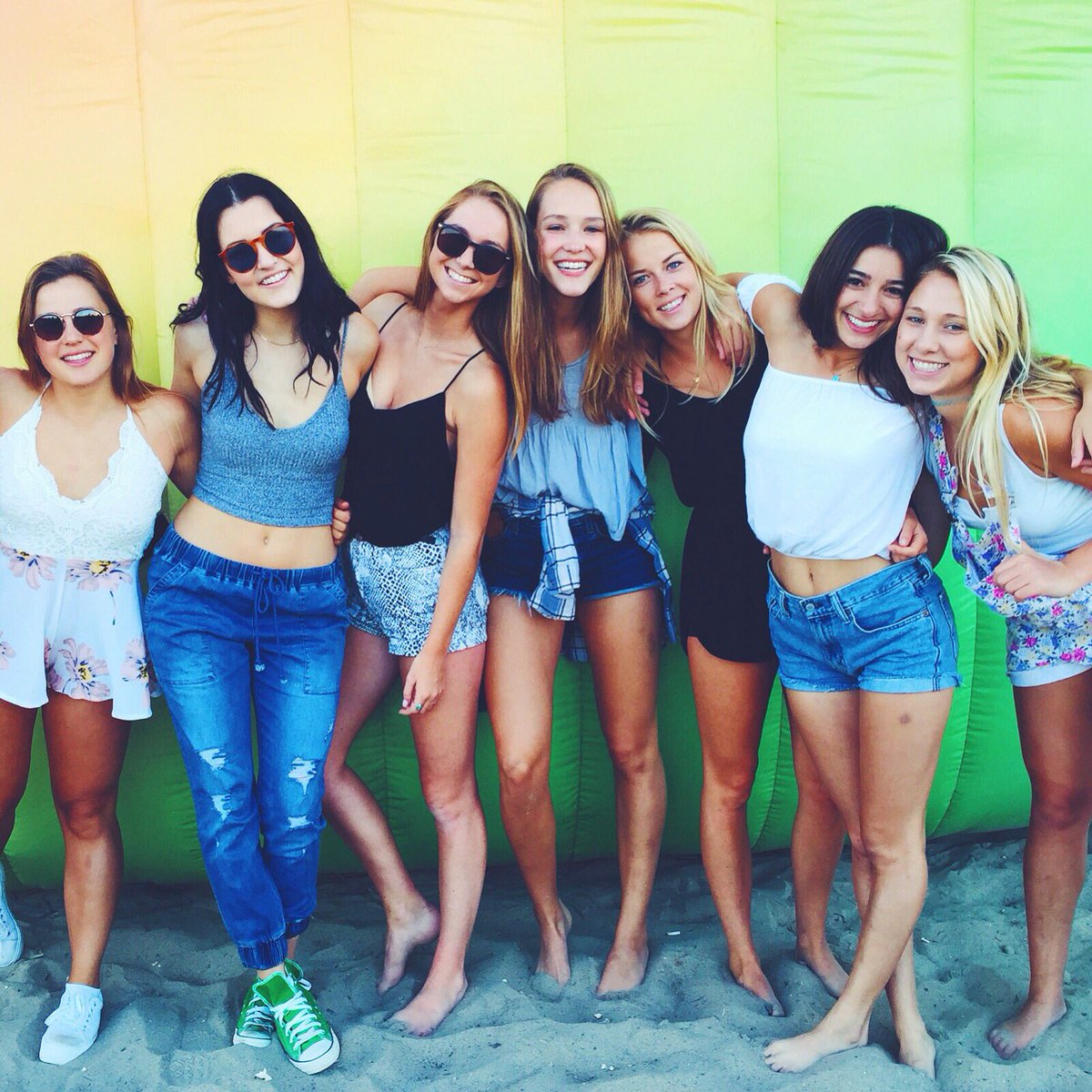 UCLATheta's tweet photo. Pumped to have all of our favorite gals back in Westwood 🤘 https://t.co/IKGEaW3uvB