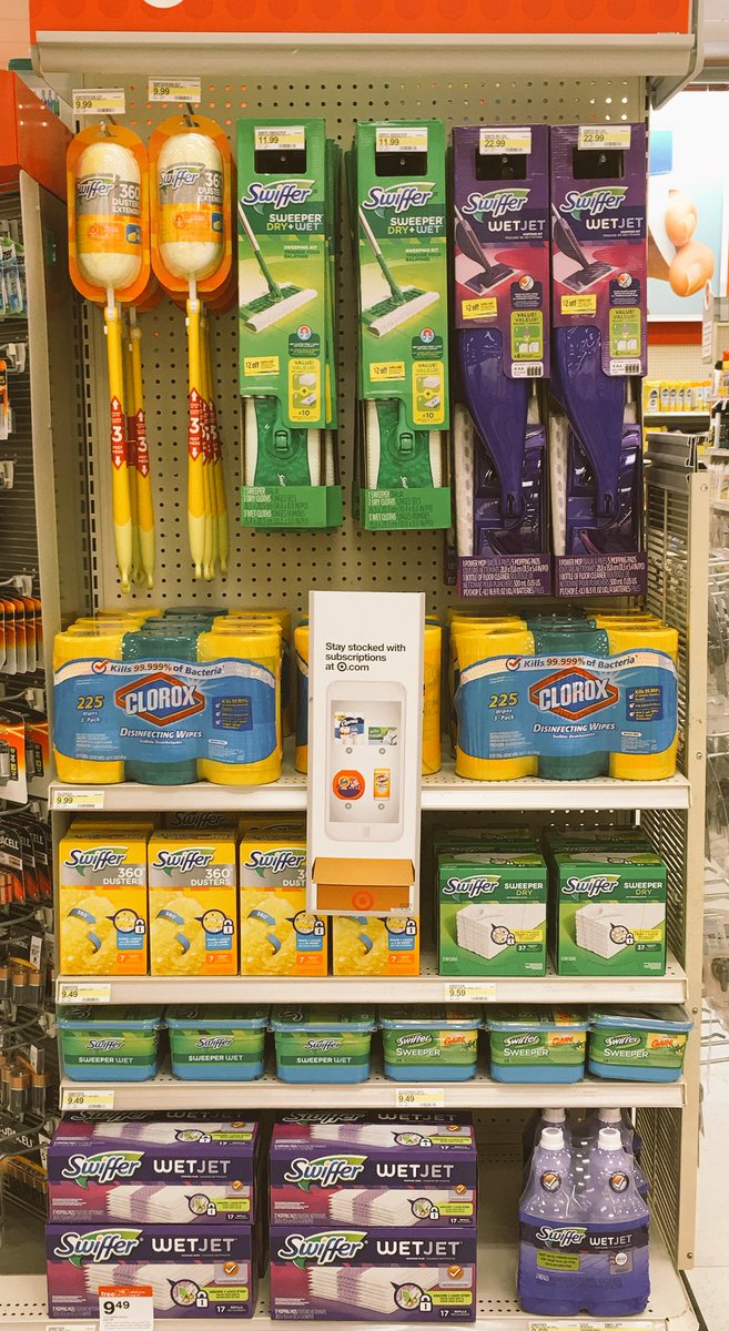 ChristyTGT1786's tweet photo. When your end caps are #OnPoint ππ½ #OCDModeEngaged #VMTLLife #DrivingThemSales #TargetGJ #T93 https://t.co/4hy89BIbRt