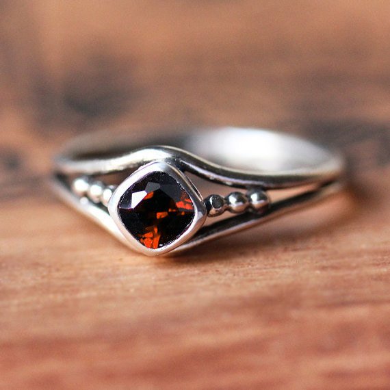 Garnet ring silver, red garnet ring, January birthstone, bezel … etsy.com/listing/247421… #handmade #GarnetRingSilver