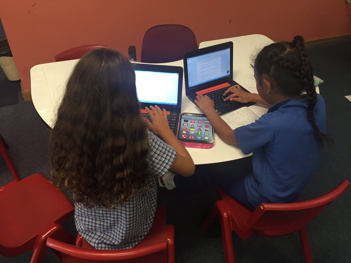 3and4meps2016's tweet photo. Typing and ready to blog our creative stories #writing #blogging https://t.co/rENkHLAZEJ