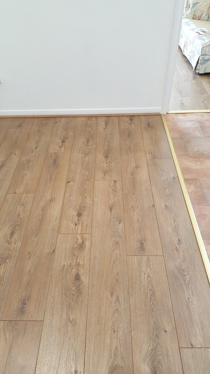 peter5113's tweet photo. @KDS_CarpetsMany thanks for the great job fitting our new floors today looks fabulous🖒 https://t.co/gZ40pQ8eQh