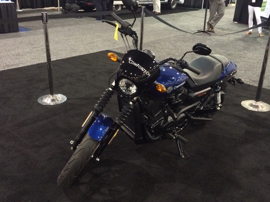 contractormag's tweet photo. Harley drawing is in 10 minutes folks! Who will be the lucky winner! #comfortechshow https://t.co/9hosin3Xaz