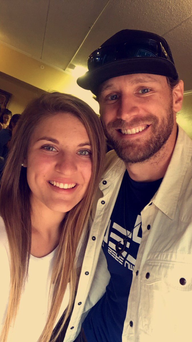 kailey_ms's tweet photo. Today was a very very good day😍 love you @ChaseRiceMusic https://t.co/PIo2FH90q0