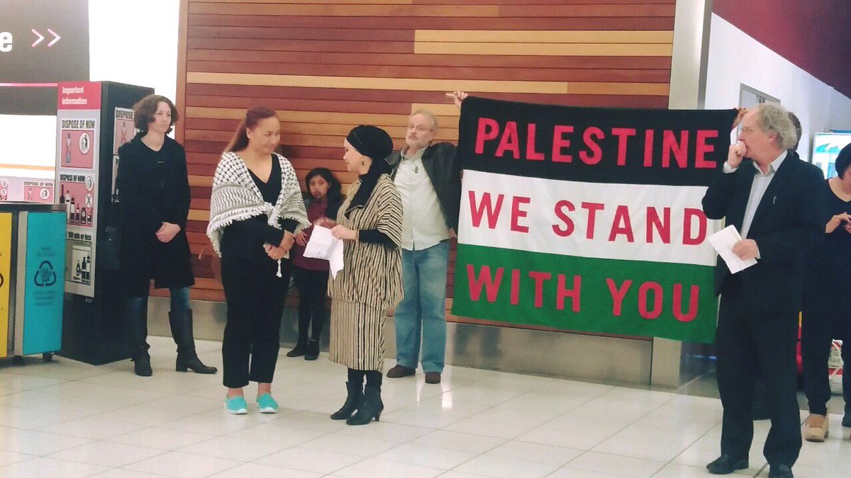 honefowler's tweet photo. Maram'a farewell at Auckland Airport
#womensboattogaza
https://t.co/BoTaB9OKs6 https://t.co/rmCyc1GIT2