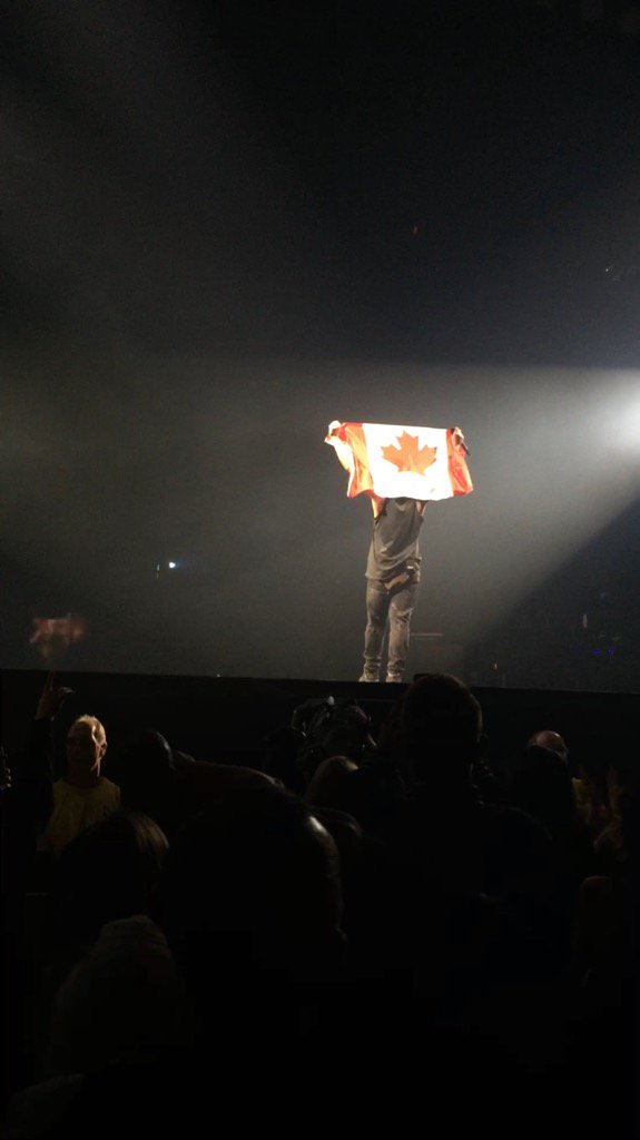 BoonieFayad's tweet photo. 😘❤️@Drake https://t.co/jLXvDaUWMw