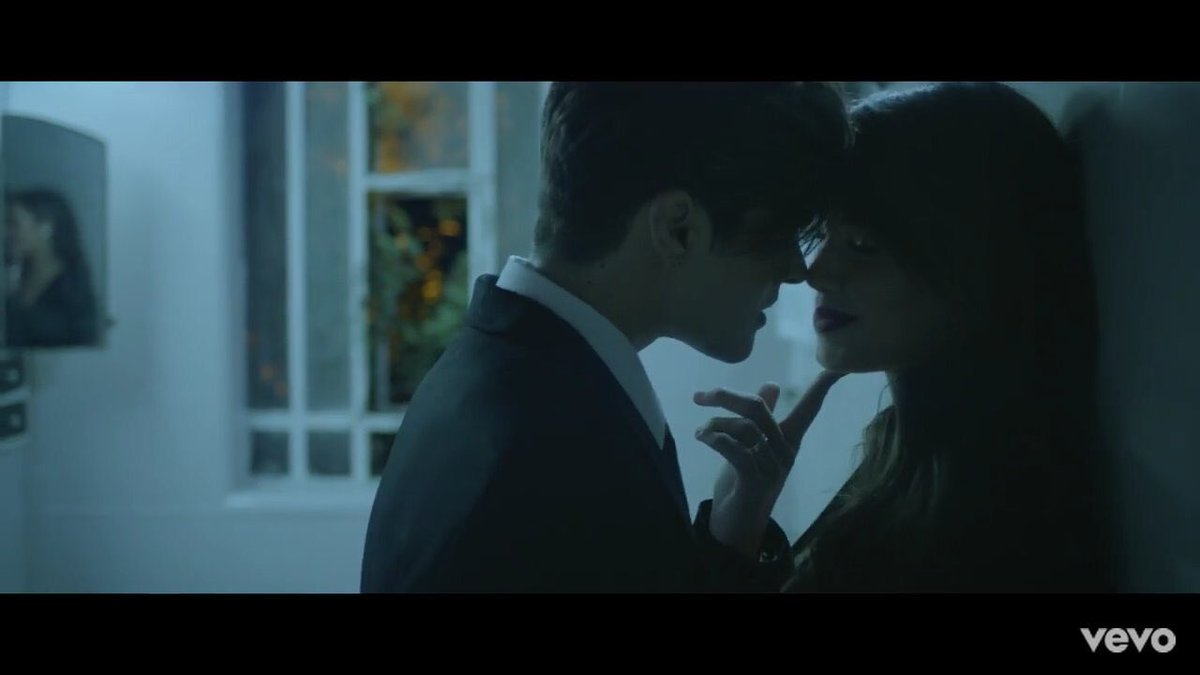 AbrahamMateoCol's tweet photo. ¡Un gran trabajo sin duda!
Cada vez nos sorprendes más! ¡No puede estar mejor! 🔥🕴
@AbrahamMateoMus @laliespos FELICIDADES!🎉 #Mueve https://t.co/YUXsr5Se6C