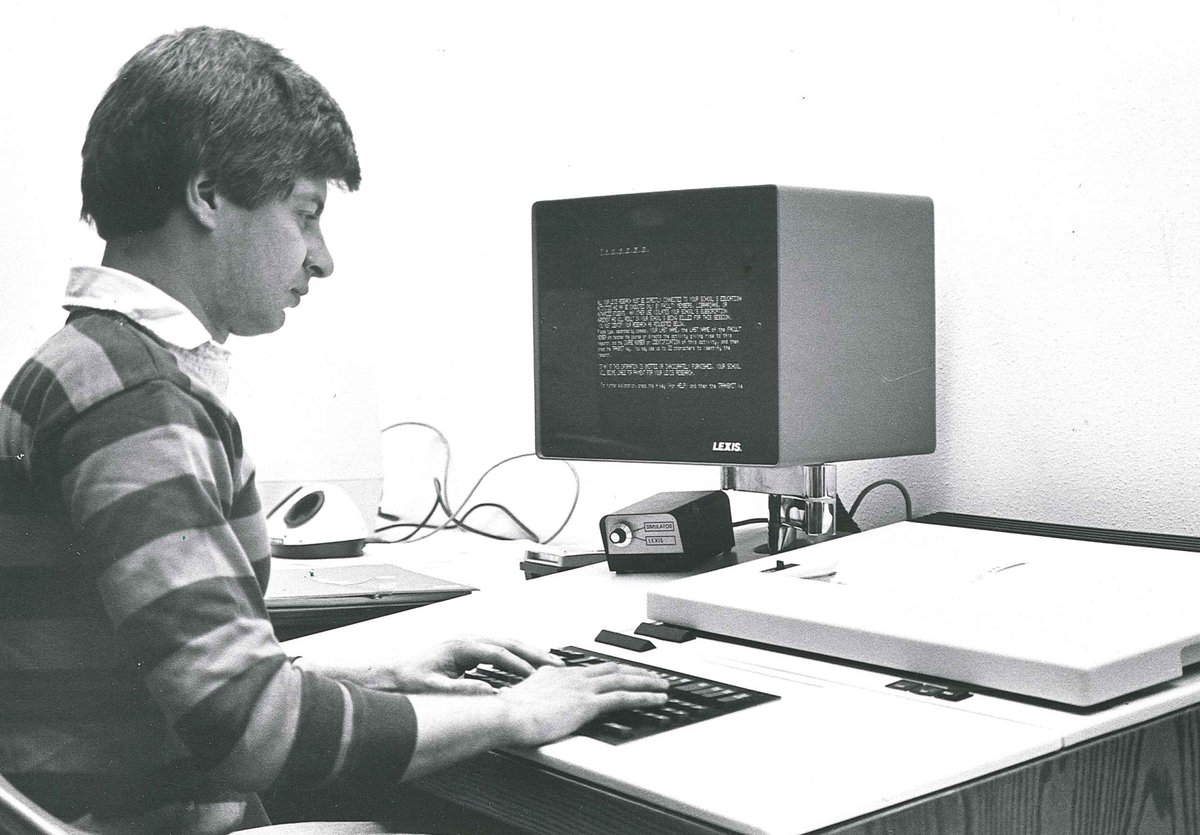 TechLawLibrary's tweet photo. #TBT What using @LexisNexis looked like 30 years ago #TexasTechLaw https://t.co/hl7WWZPwBA