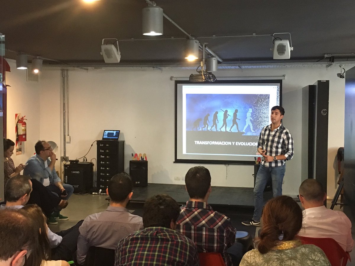 Ottycorrea's tweet photo. Dario founder de @CountitArg en @WayraAr participando de #FWmillennials https://t.co/3C7ccZnQF9