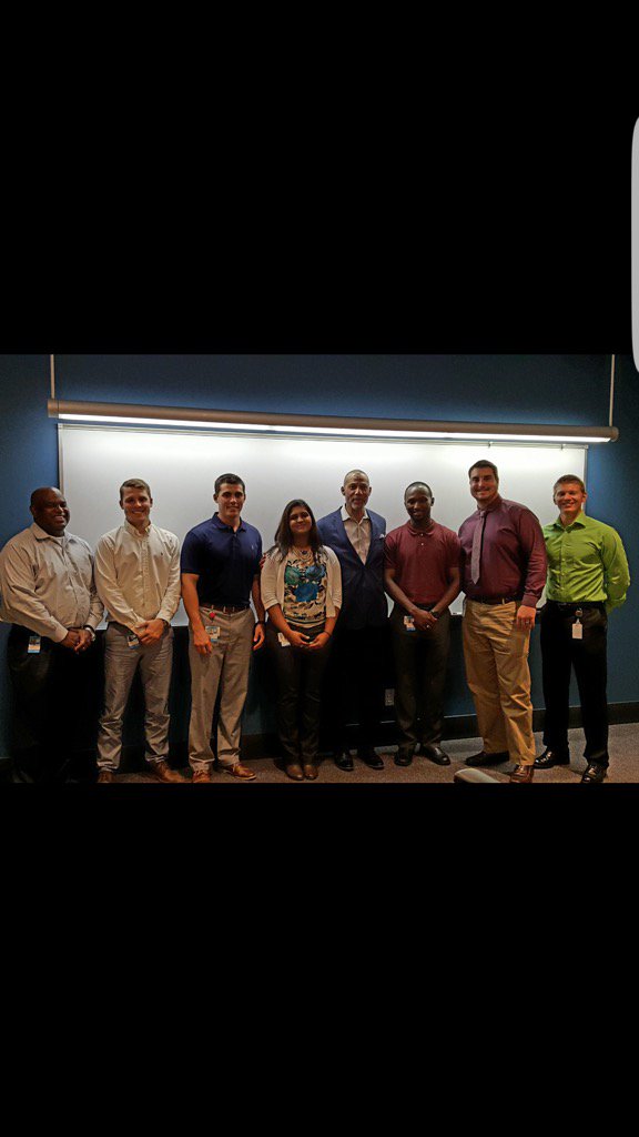 MrYouLead's tweet photo. Had the pleasure of mtg #GaryLudgood w/ #RobertPerkins #ULDP #TUProud #IEFS @TURick5943 @simubansal @ThaPeoplesZac https://t.co/S8eeZ4zgf5