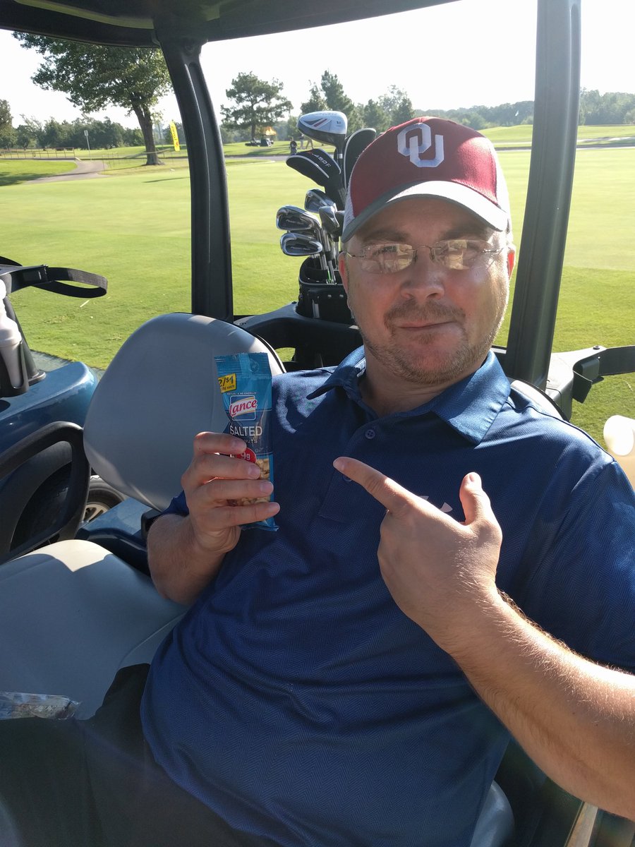 BBAmusementIL's tweet photo. Our professional Cart Driver at the @LovesTravelStop Golf Classic in OKC.  @HotelCaravelle #LanceCrackers https://t.co/0SFPCHnTte https://t.co/jtCrfAOs3c