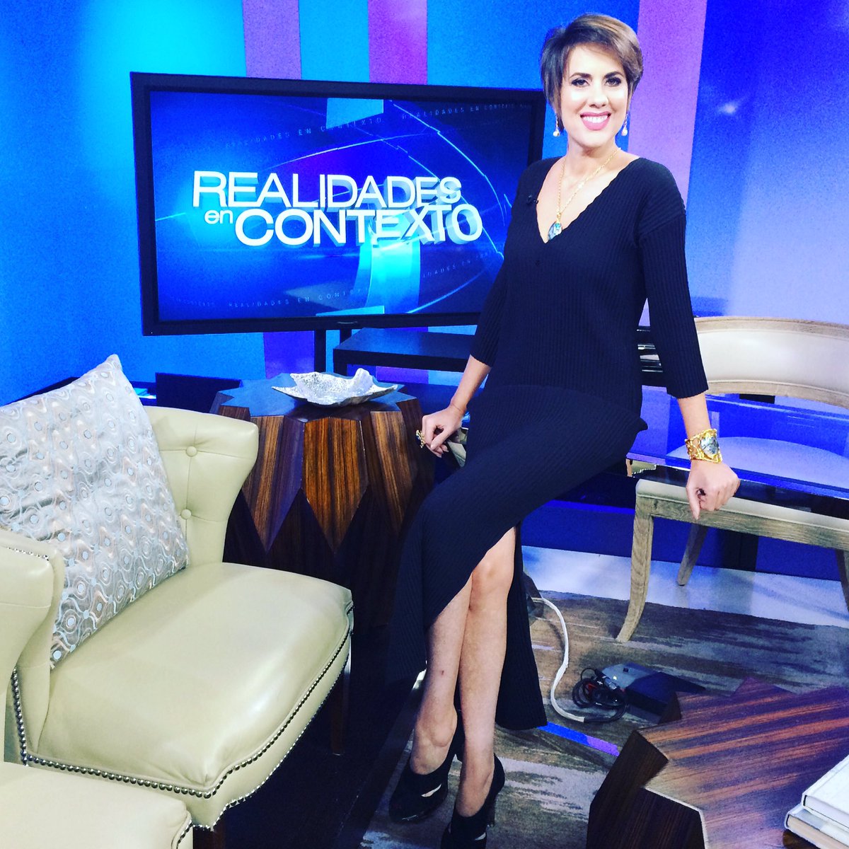 msolertv's tweet photo. Acompáñame ya en #realidadesencontexto x CNNEE y pasa la voz. Feliz jueves @CNNEPrensa https://t.co/feo7J7loKc
