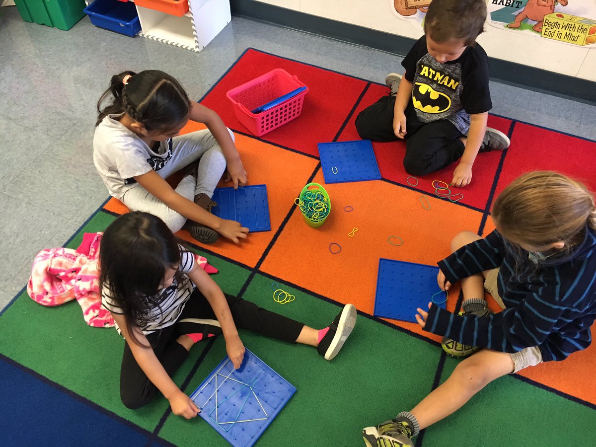nikula_r's tweet photo. Loving this math pilot-Bridges-workplaces in action! #beatyoutofive #patternseverywhere @atlaselem https://t.co/KJvTAu2pp5