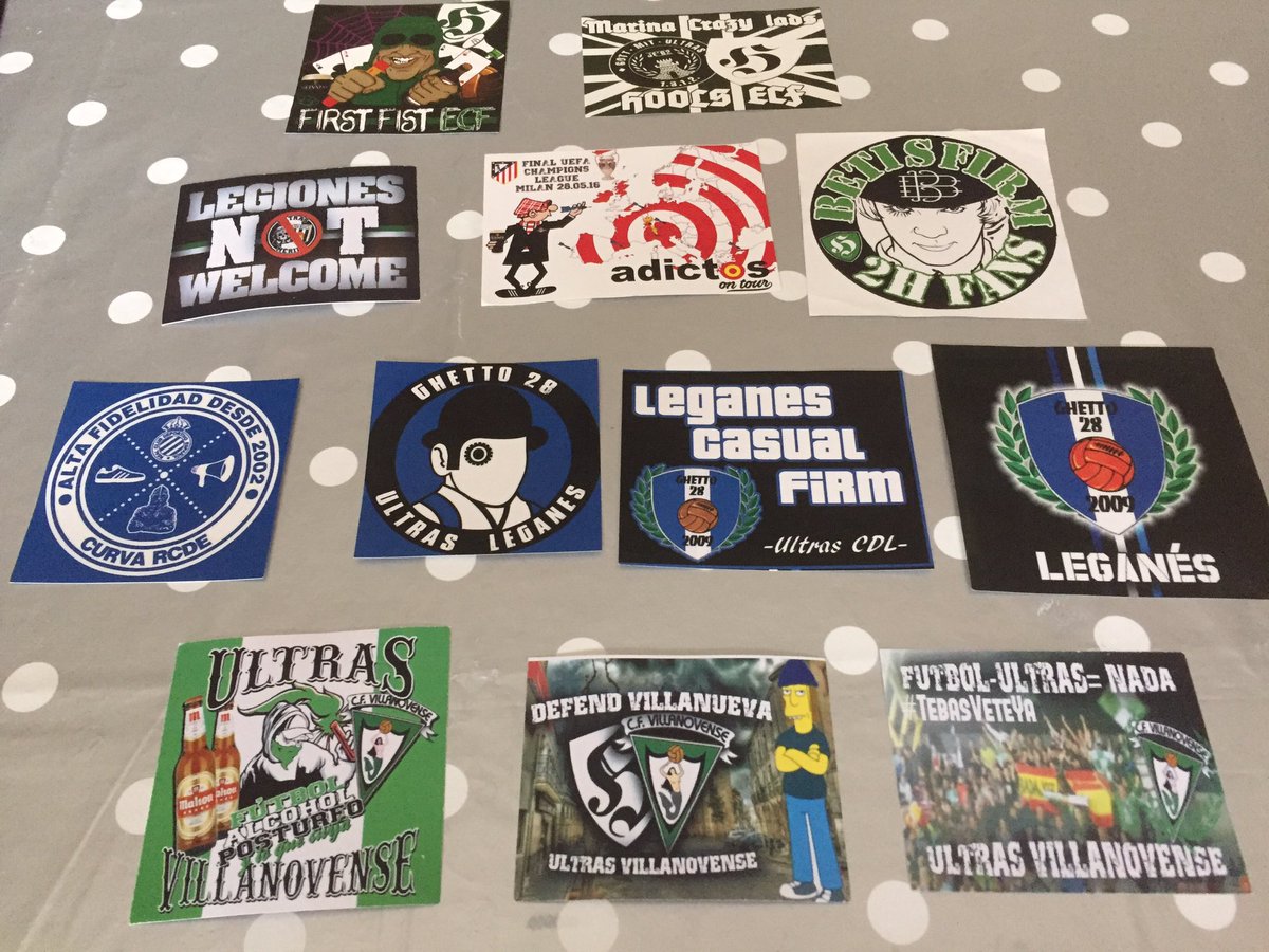 FilipHoeks's tweet photo. Received this great stuff from @PegatineroUltra  A great guy to trade with!!! 👊🏼 https://t.co/ob3kUVfVYV