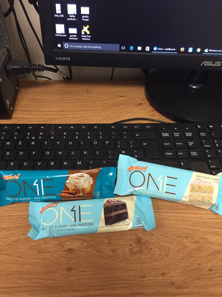 When these arrive on the desk at <a href="/CARDIFFSPORTSNU/">Sports Nutrition</a> HQ &amp; you just cant decide which to delve into first 🤔 @OhYeahNutr