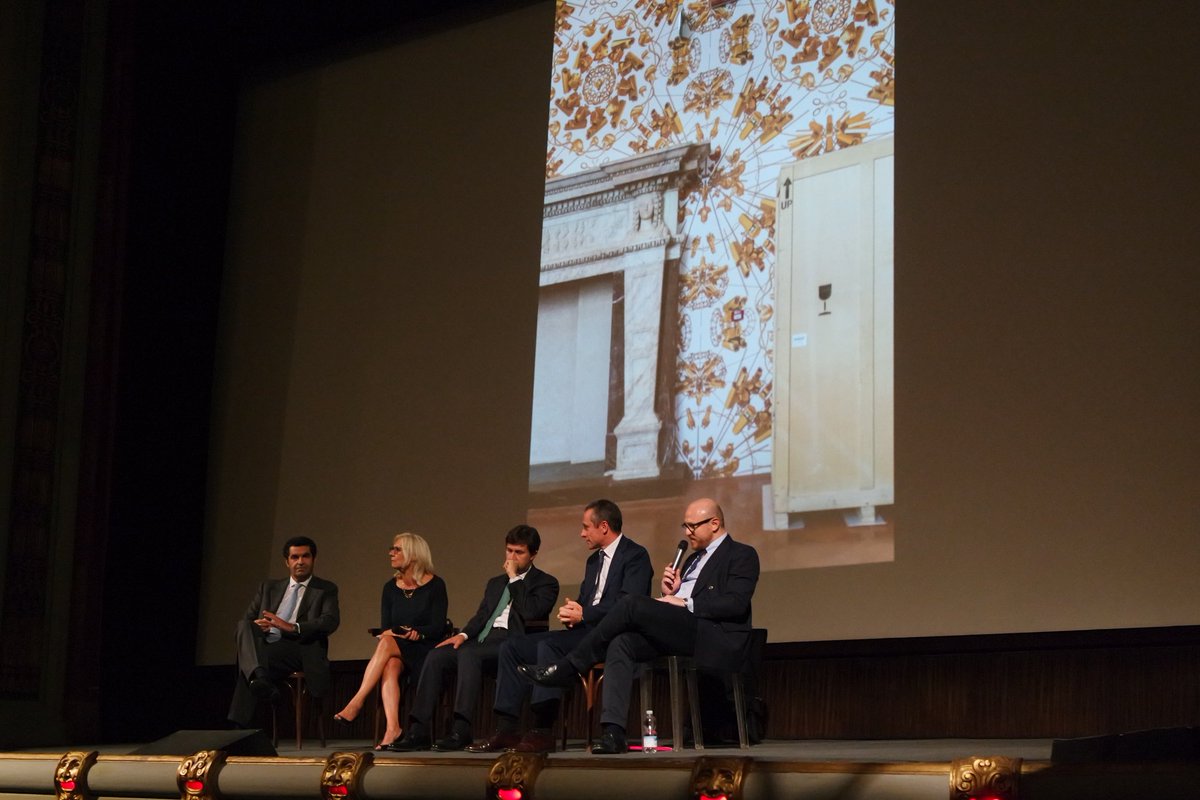 Antico e contemporaneo a confronto: Ai Weiwei. Libero arriva a Firenze! Guarda il live: bit.ly/LiveAiwwFloren… <a href="/aiww/">艾未未  Ai Weiwei</a> <a href="/comunefi/">Comune di Firenze</a>  #AiWeiwei