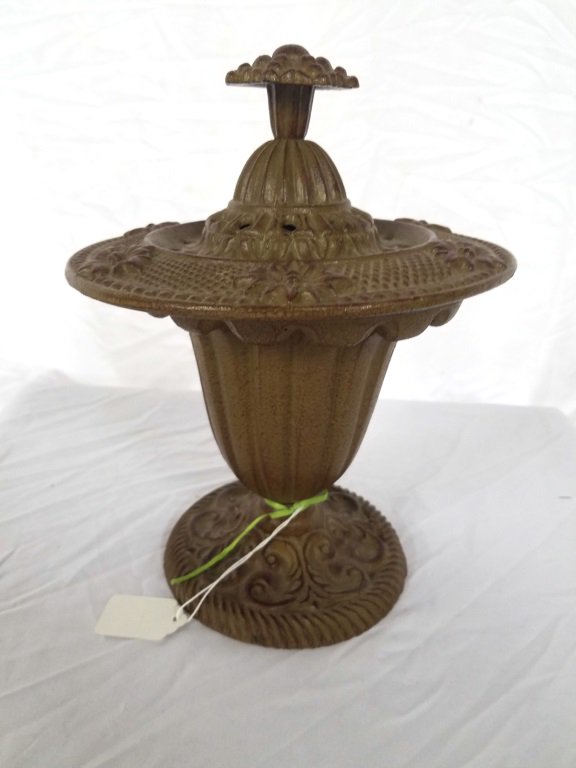 AntiqueTrader's tweet photo. Superb! September Premiere Showcase #auction (9/24) at @KasperAuctionCo. features 427 lots. https://t.co/NWabtFgqqo https://t.co/q0iE5YILmh