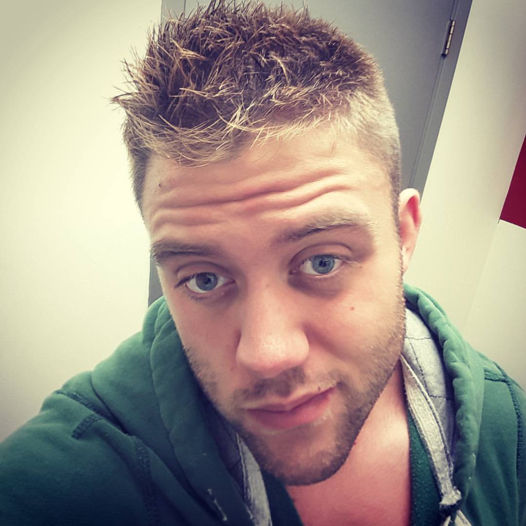 BBTravisCole's tweet photo. With my #NEW haircut, I'm not just #EYECANDY, I'm #DESTINED for #COCKSUCKING

@TheTravisCole @HotshotDannyD @lastrealmanROH @itsLioRush https://t.co/EpRCsgyzgq