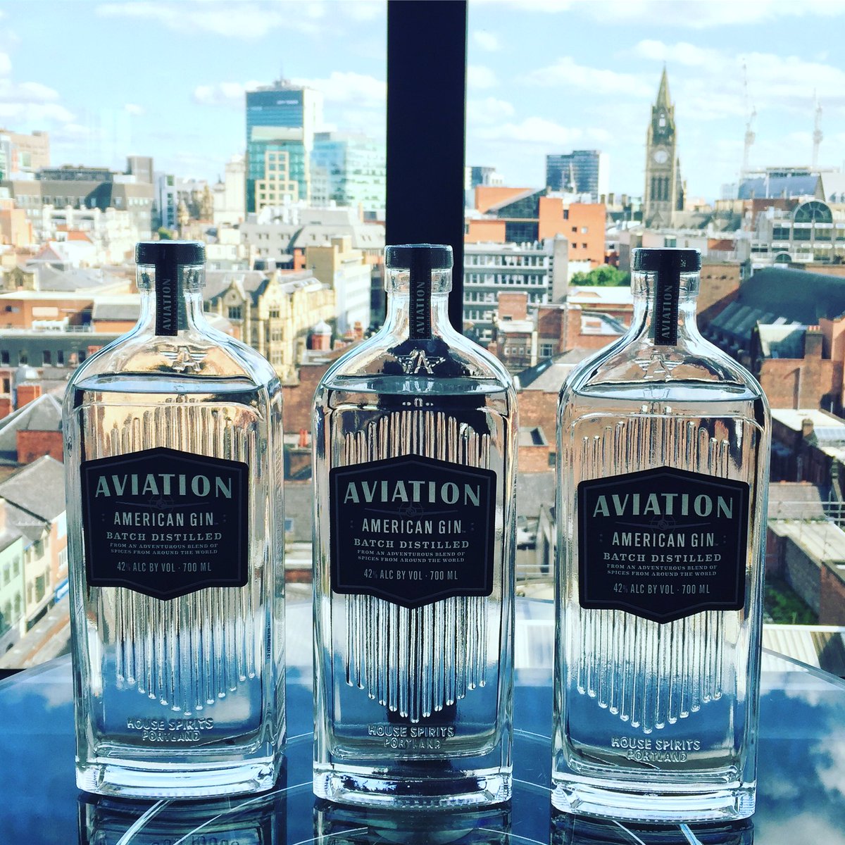 Ready for our <a href="/JCIManchester/">JCI Manchester</a> event tonight in the Lounge! Sponsored by @eauxdevieuk <a href="/EDVCraig/">Craig MBUK</a> #JCI #Networking