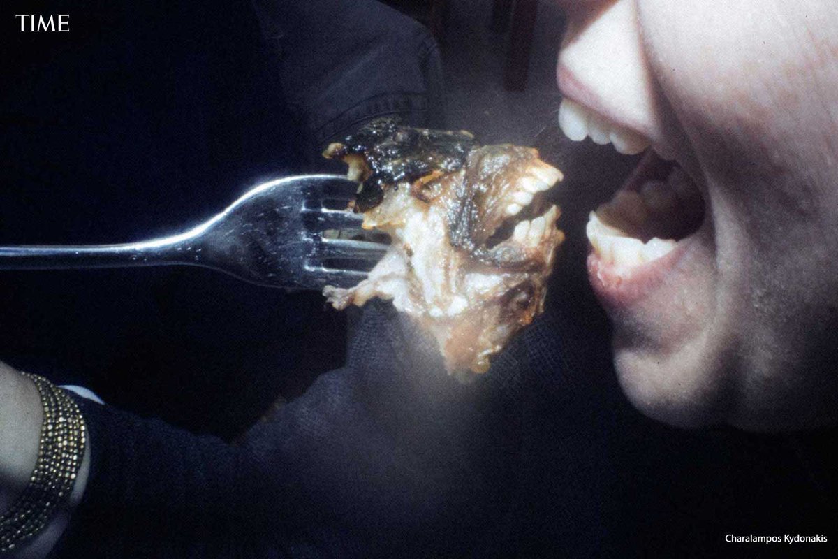 timepictures's tweet image. Meet the genius street photographer you've never heard of:  ti.me/2deyIF1 Photo: Charalampos Kydonakis