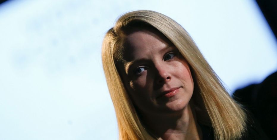 NotFixingStupid's tweet photo. Yahoo Set to Confirm Massive Data Breach, CEO Must Go! https://t.co/pV4T1NO3o0 https://t.co/ow3DpOwPbb