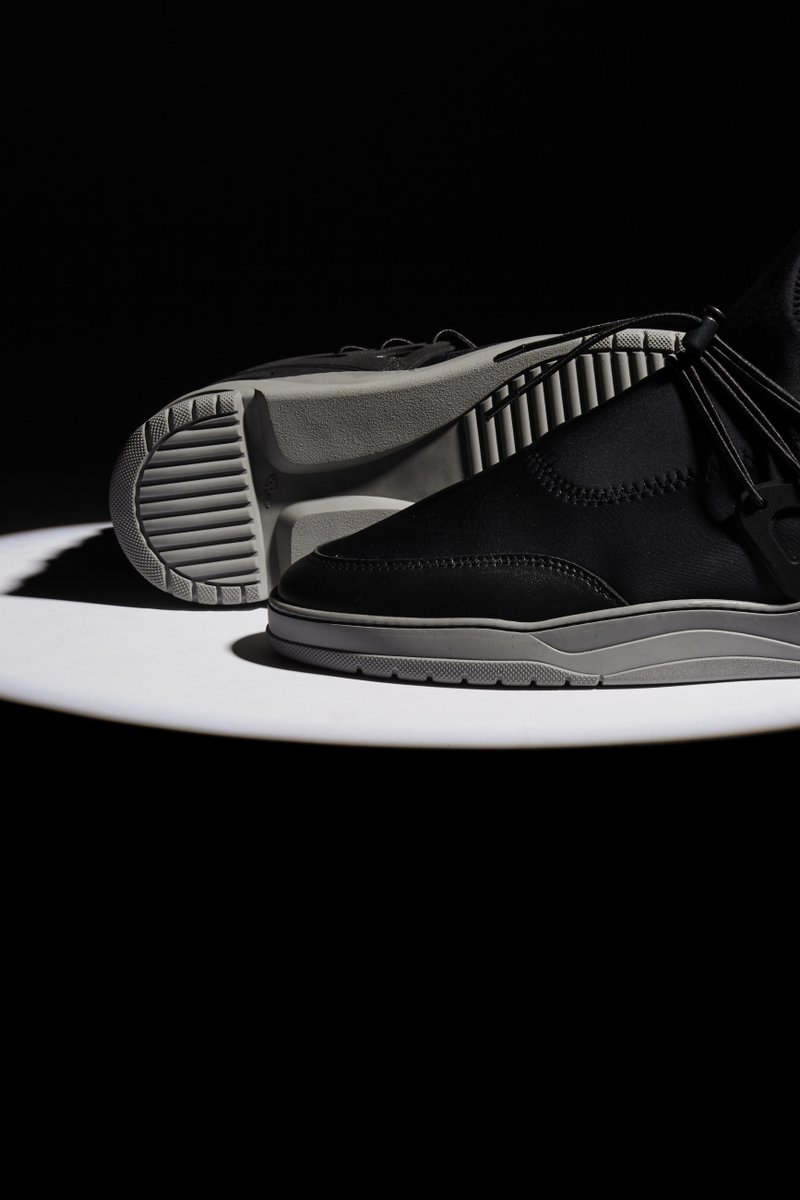 FillingPieces's tweet photo. This new Astro Runner has a grey custom Astro sole with a black full neoprene upper. Available now at https://t.co/ZoQTOvg7tq #FPInnerCircle https://t.co/xN0jg9rmGw