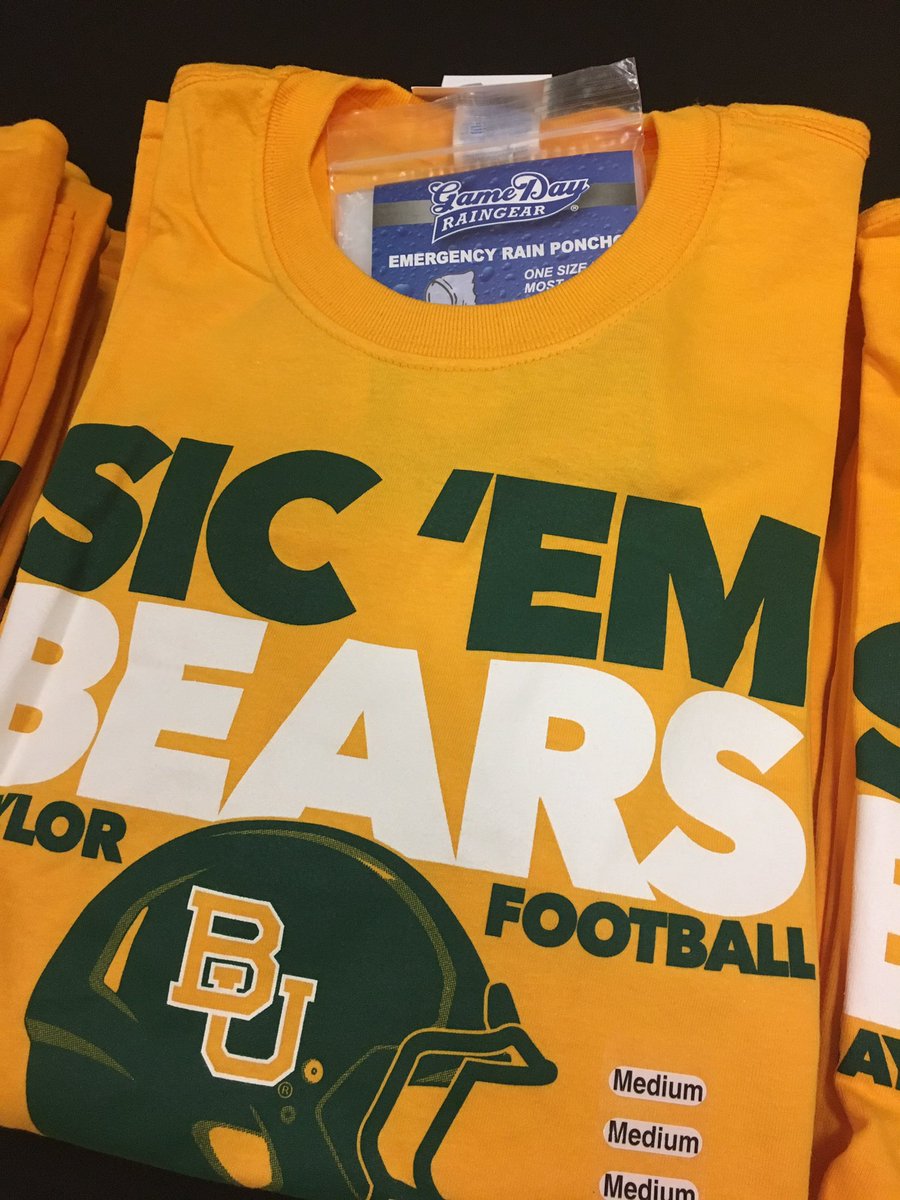 BaylorStuAct's tweet photo. The swag is in abundance at #ChalkTalk! Get a $5 spirit shirt, $10 @BaylorBookstore poncho/shirt combo, or a free one from @BrothersWaco! https://t.co/q14ieY5nEr
