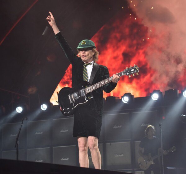 Jupiter_Way's tweet image. AC/DC Play Last ‘Rock or Bust’ Show in Philadelphia: Photos, Set List, Review ultimateclassicrock.com/ac-dc-rock-or-…