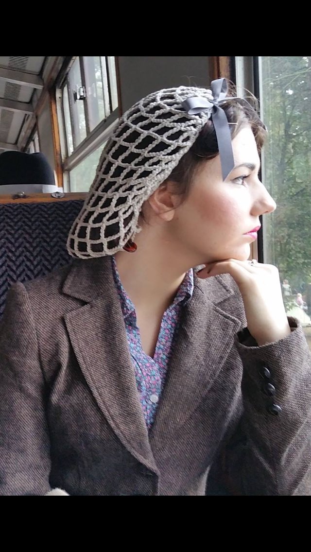 FWBespoke's tweet photo. Our latest commission... 1940's style snood https://t.co/vRSUusZZLw