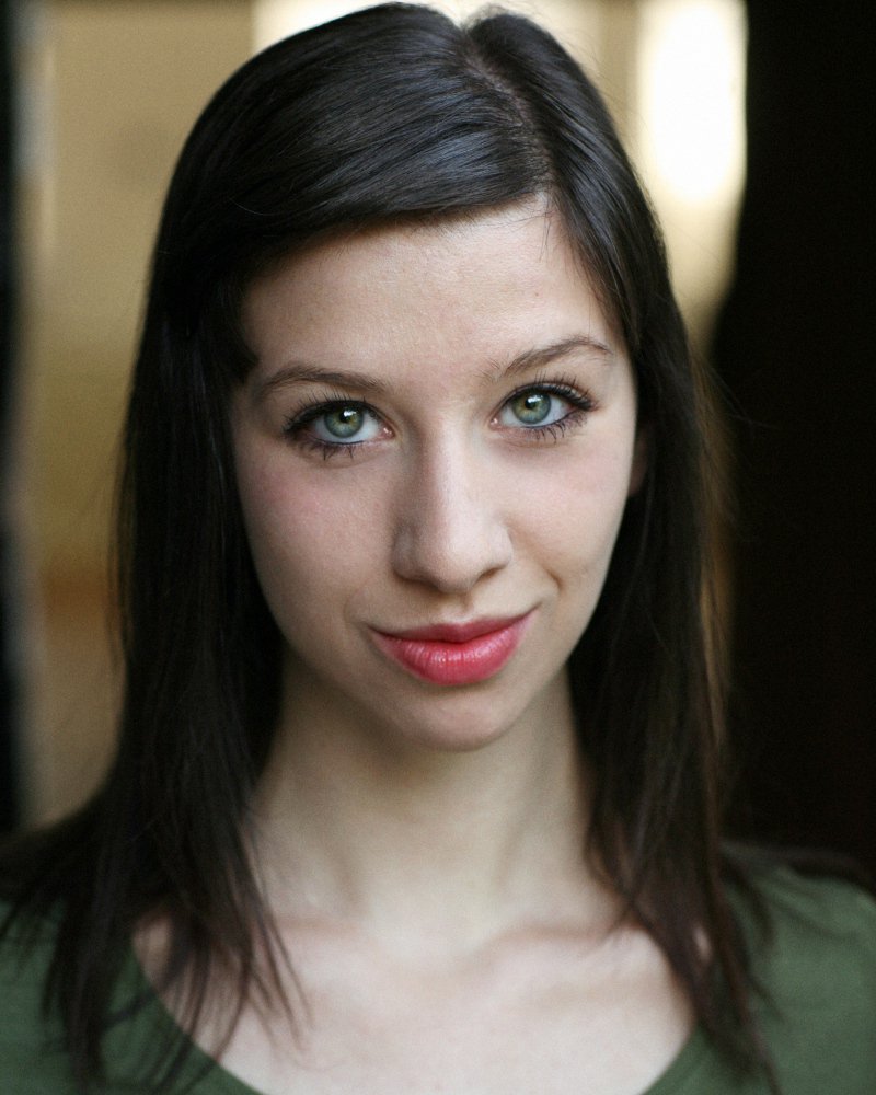 rarepantomimes's tweet photo. Delighted to announce Tamara Sammir will be playing Beauty in this year's Pantomime @ElgivaTheatre  Beauty &amp; the Beast 2nd-31st Dec 2016. https://t.co/cYRfKX8h7K