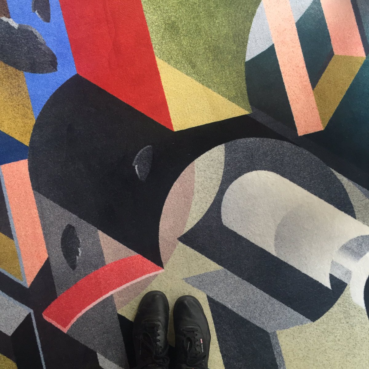 Trampling all over @KitMilesStudio's latest masterstroke with <a href="/Moooicarpets/">Moooi Carpets</a> <a href="/LDNdesignfair/">London Design Fair</a> #LDF16