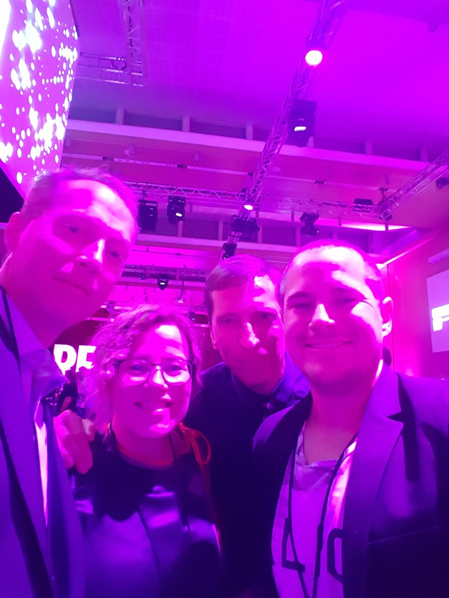 rajbert's tweet photo. Purple team! #schREBOOT https://t.co/MOwEgsMWdW