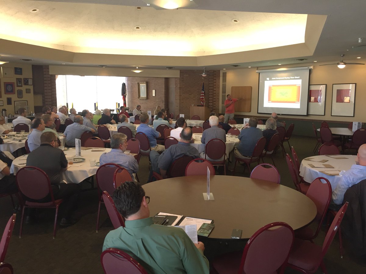 NegwerMaterials's tweet image. Another great turnout for our afternoon #KnowledgeSeminar with @usgcorp discussing #gypsum &amp;amp; #drywall finishing! #ContinuingEducation