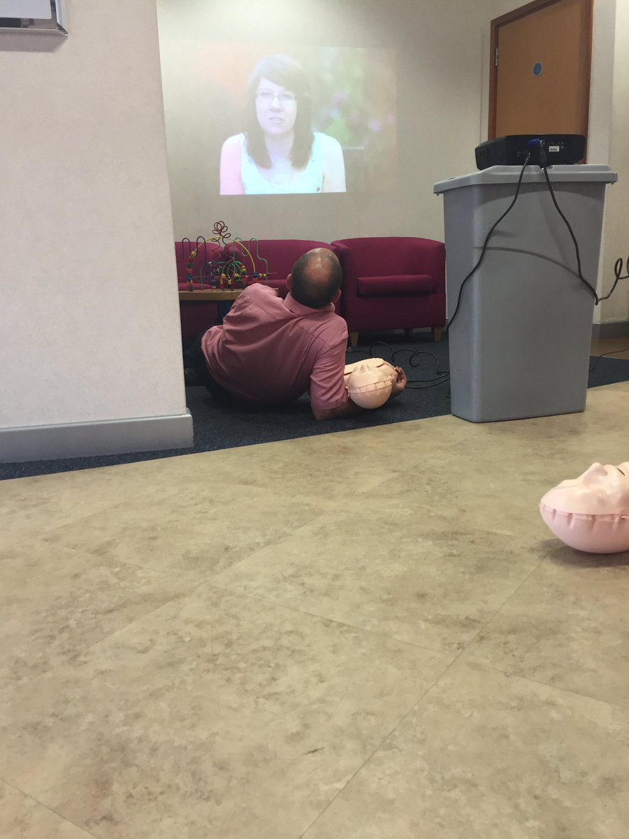 amyhebbs's tweet photo. Great evening in MK learning CPR!!!! Harder than you think!!! 😁💪 @CeciliaMcCart13 @Sajreg @North_NBucks https://t.co/kVke6EuDp9