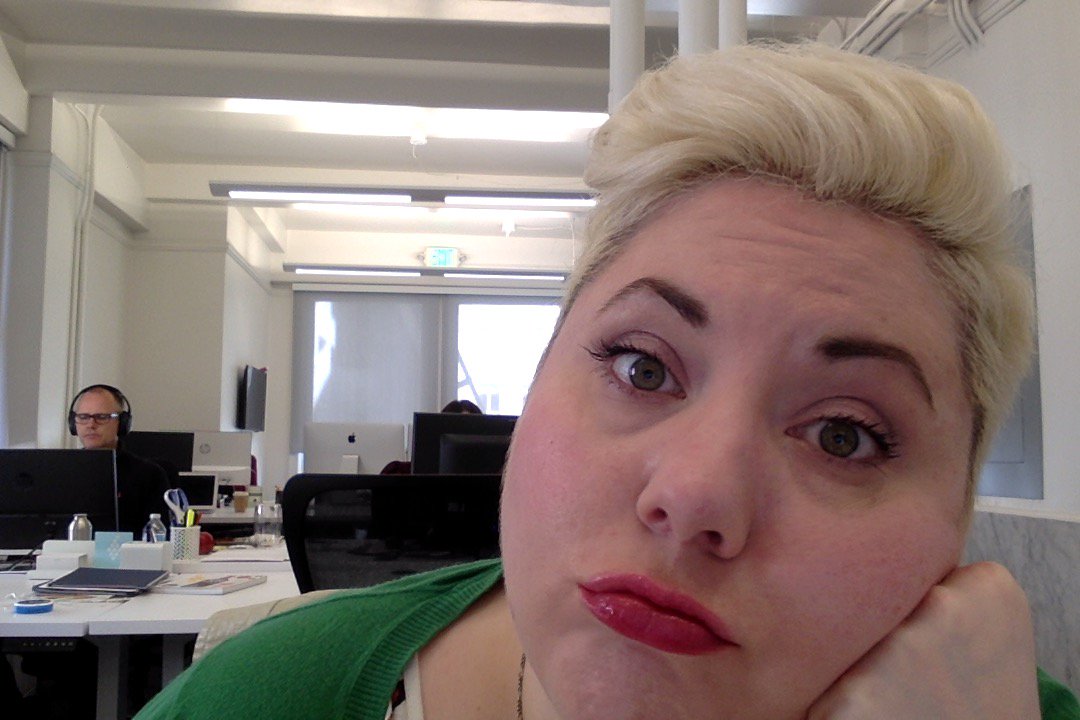 mostlymartha's tweet image. Normal face, fishy face. #deskselfie #featuringjohn