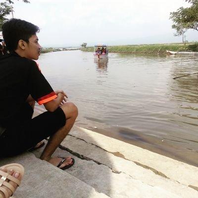 10_apriyanto's tweet photo. Come hangout with me > pokoe njogett on #BIGOLIVE. https://t.co/UyFq3Ul3iD https://t.co/jDJhvwLuNc