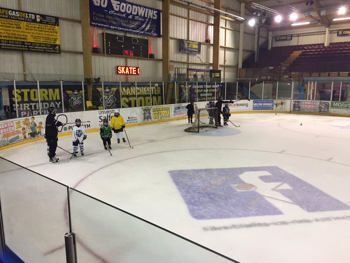 Mcr_Storm's tweet photo. 🌪TORNADOS🌪 - And of course, @LeCoachPach &amp; @EricNeilson29 are here for the @TornadosIHC as well! #MadeInManchester https://t.co/rygWgp9npZ