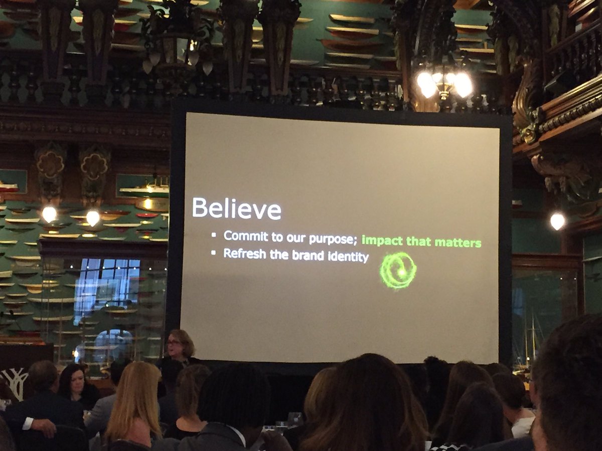 Jorge_lana's tweet photo. Great presentation by @DianaMOBrien at #FCSlunch about #Deloitte branding strategy #CMO and Great person! Congrats! https://t.co/chppWNcgSW